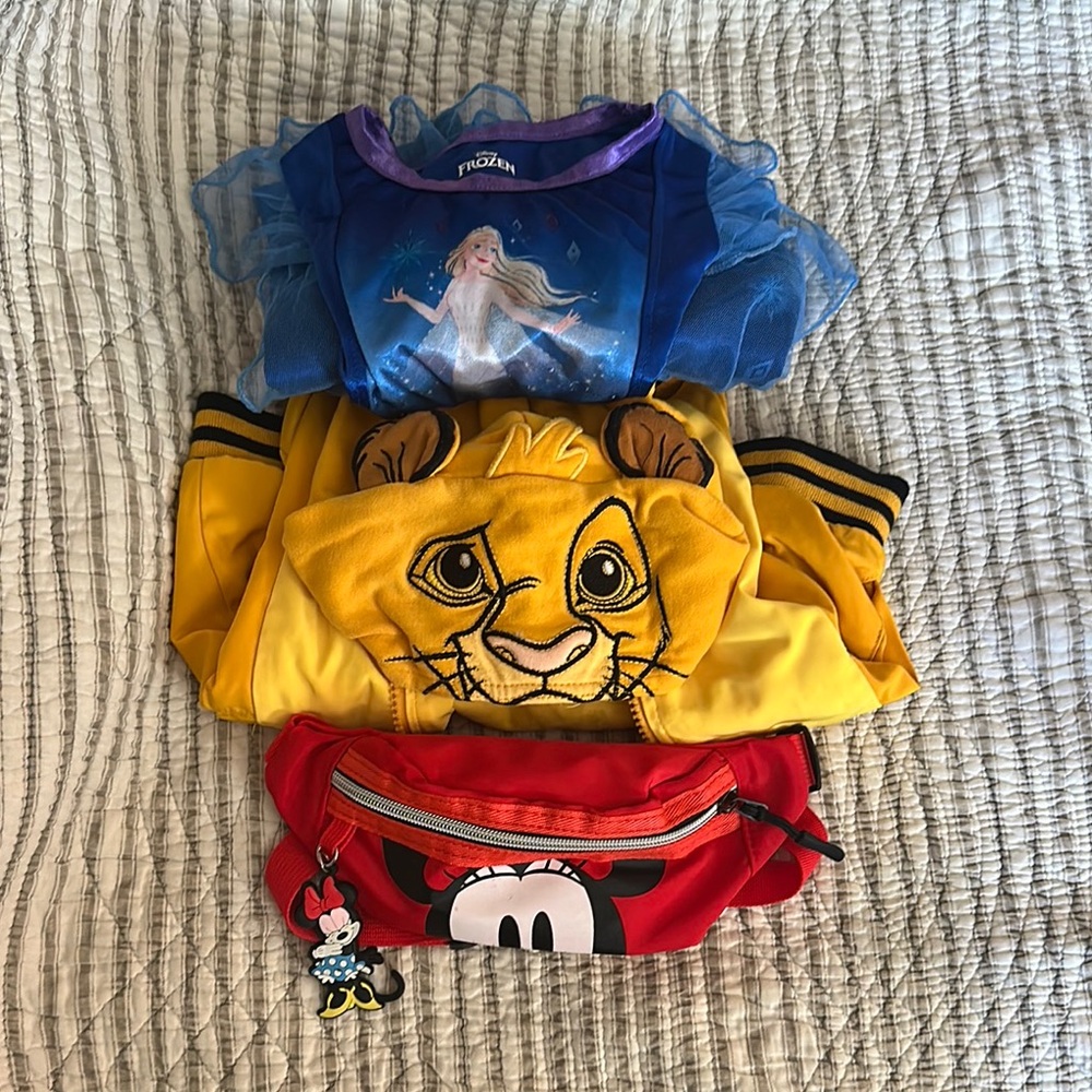 Disney Frozen and Lion King Kids Outfit with Minnie Mouse Bag